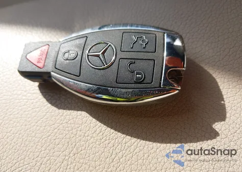 2018 Mercedes-Benz Cla 250 4Matic z USA, uszkodzony, nr VIN WDDSJ4GB0JN652907